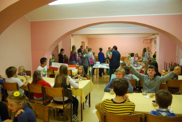 gradimo prijateljstvo 170
